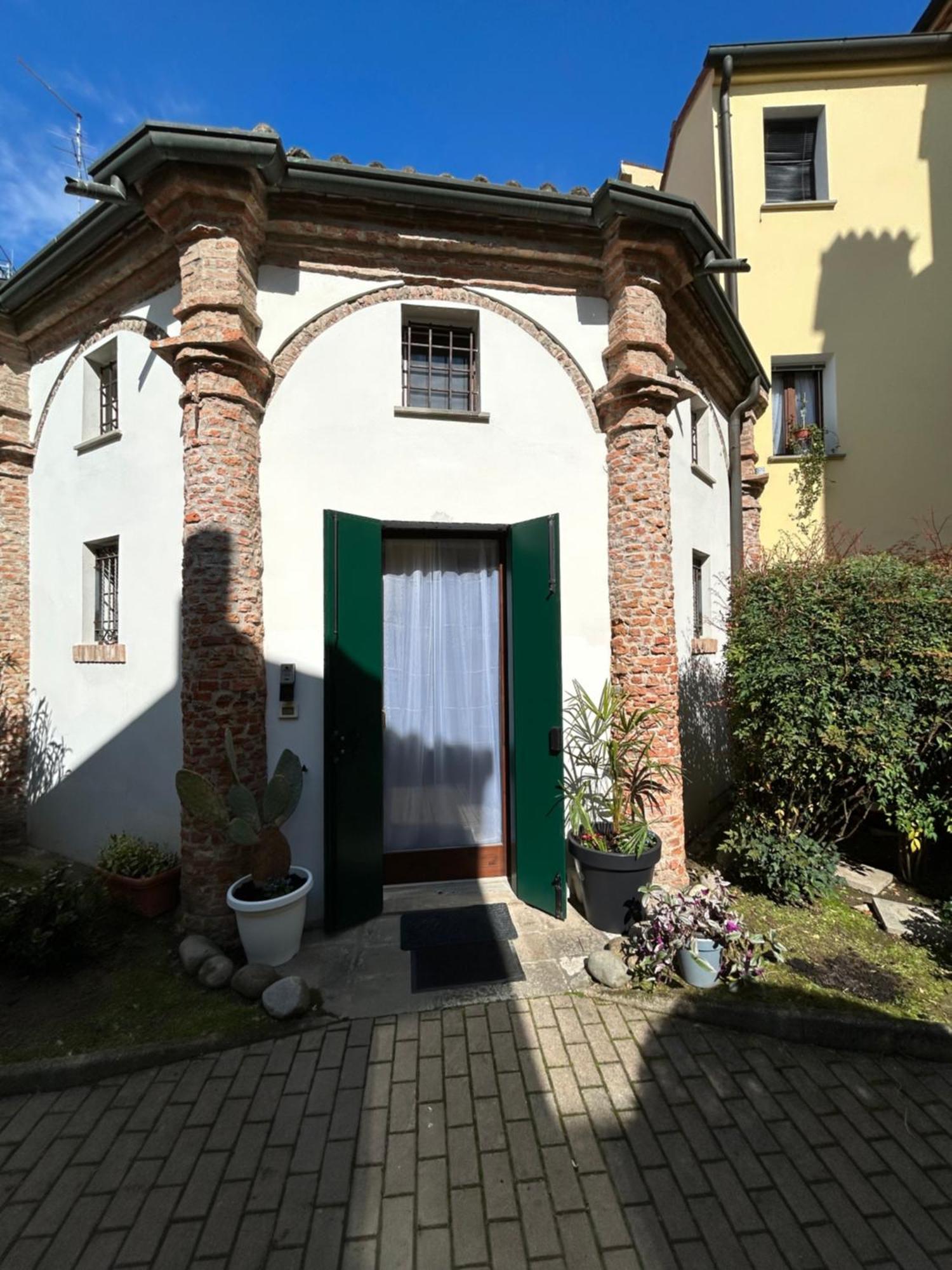 Chiesetta Abside Ex Seminario -Apartment Rovigo Exteriér fotografie